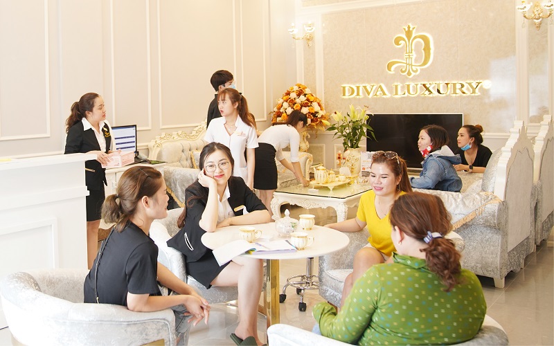 tung-bung-khai-truong-vien-tham-my-diva-chi-nhanh-long-an-3