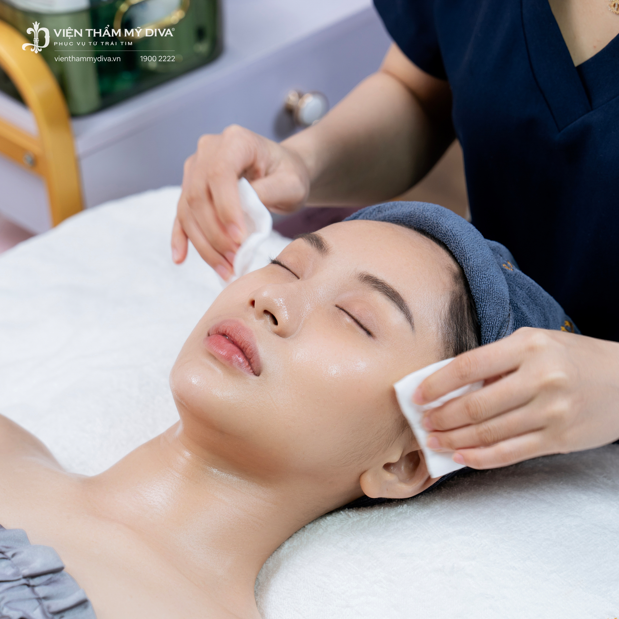 Chăm sóc da chuyên sâu